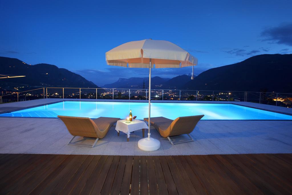 Appartement-Hotel Beatenhof Tirolo Exterior photo